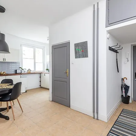 Superapart Lewartowskiego 10 * Warsaw